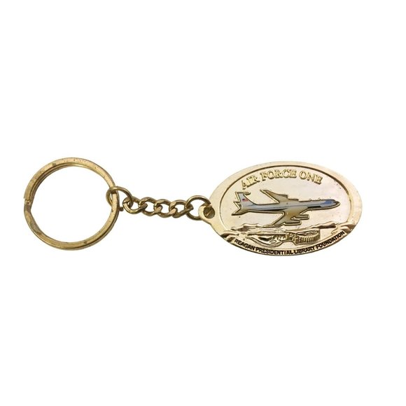 Air Force One Pavilion Grand Opening October 24, 2005 Key Chain/Key Ring - Picture 1 of 6